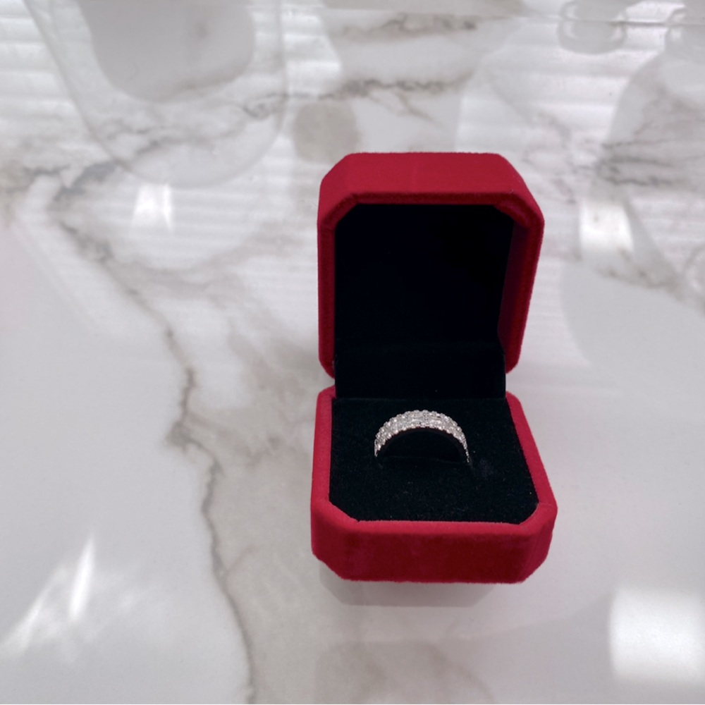 CRYSTAL PAVÉ RING | size 7